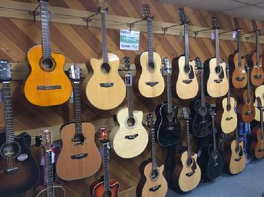 acoustic, guitar, takamine, breedlove, cutaway, electric, alvarez, fender